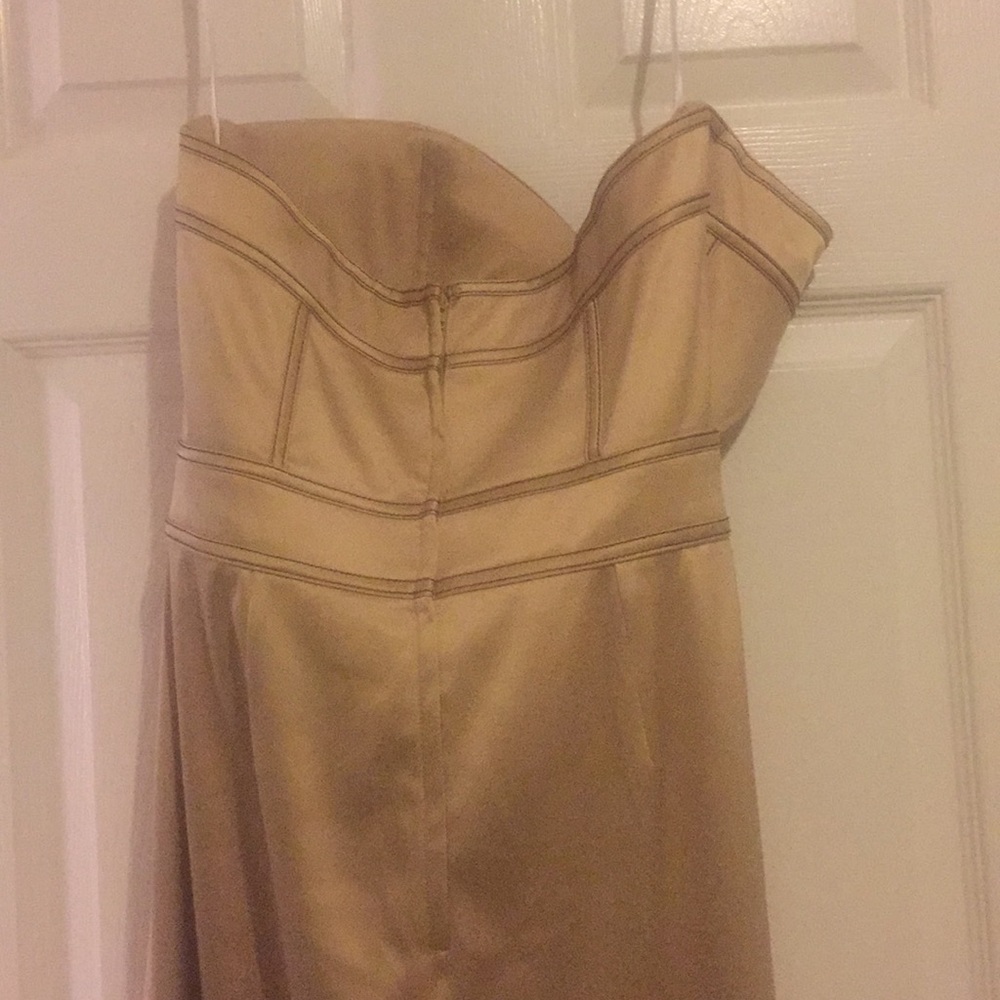 Dress - Picture 3 of 3